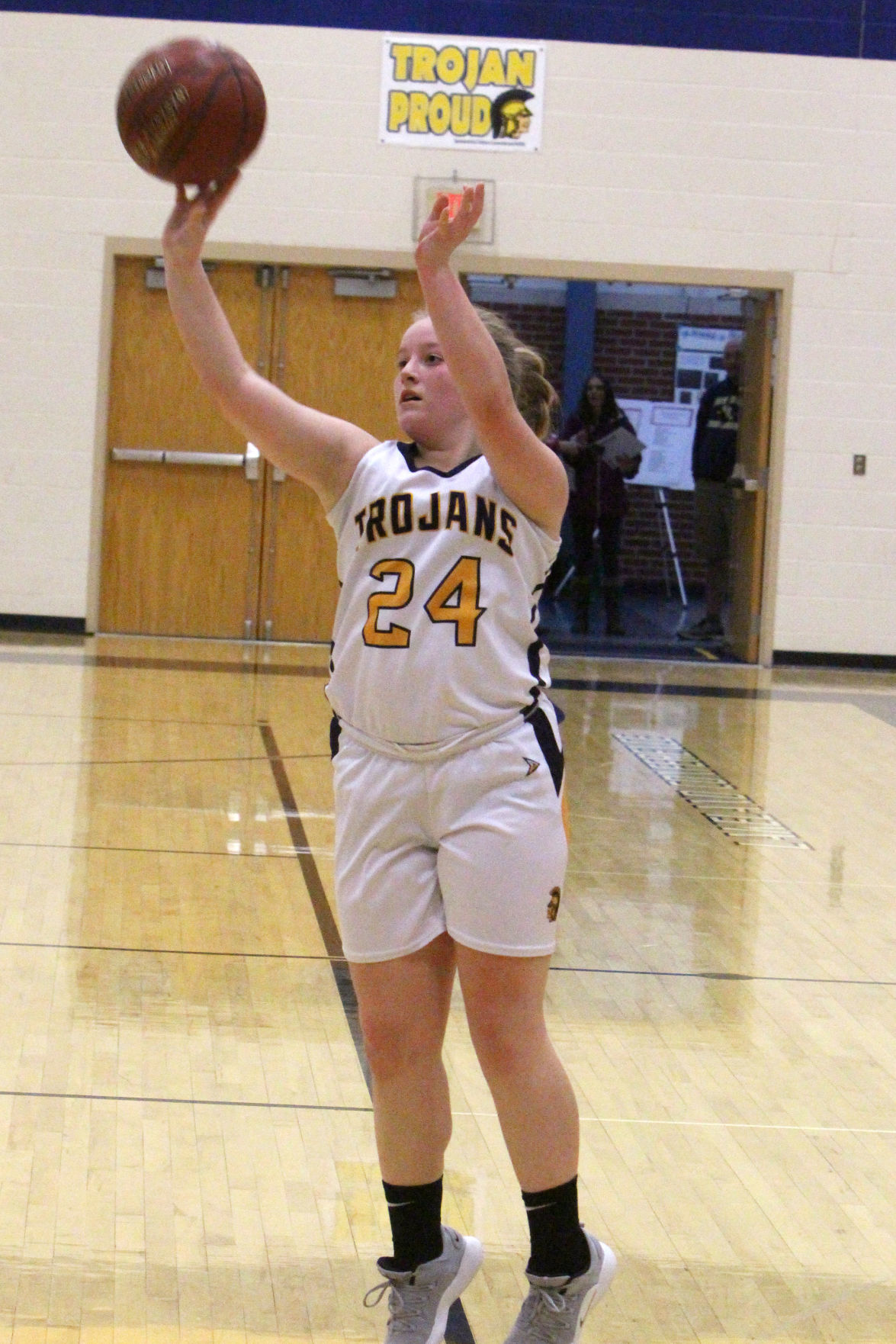 Lake Holcombe at New Auburn girls basketball 2-14-19